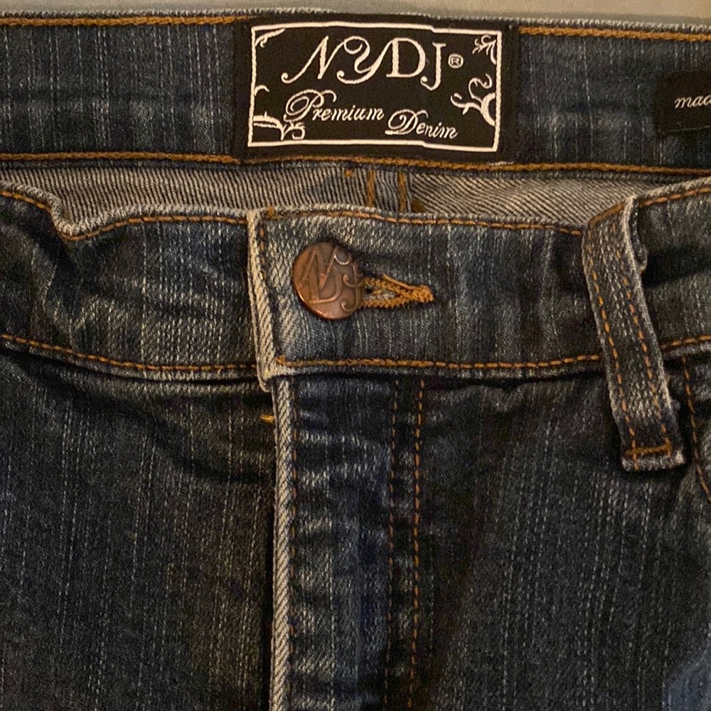 Lot 3 pairs of NYDJ sz 8 petite
